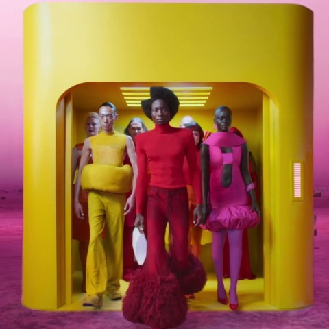 Η νέα διαφήμιση της Jaguar