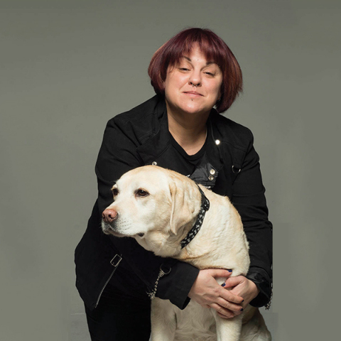 Ιωάννα - Μαρία Γκέρτσου: Η ενσυναίσθηση και οι περιπέτειες ενός τυφλού ατόμου στην Αθήνα