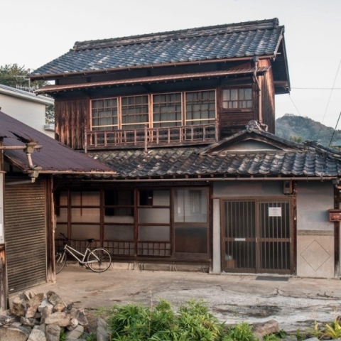 Πώς ένα ερείπιο μεταμορφώθηκε σε πανέμορφο AirBnB