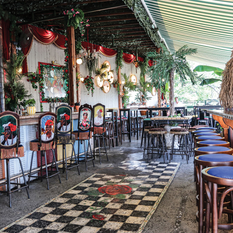 Buena Vista Social Bar: Αll-day πάρτι με θέα την Ακρόπολη