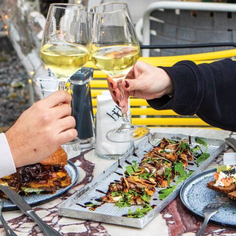 13 all day στέκια με απολαυστικό φαγητό