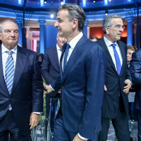 Πέντε ορόσημα και ένα στοίχημα στο πολιτικό σκηνικό