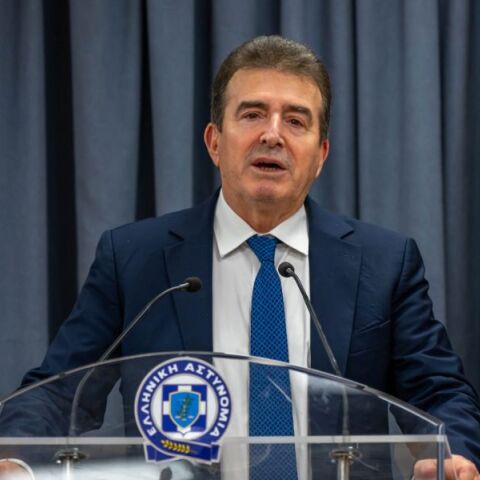 Μιχάλης Χρυσοχοΐδης: Τι είπε ο υπουργός Προστασίας του Πολίτη αναφορικά με τον αστυνομικό της Βουλής που συνελήφθη για ενδοοικογενειακή βία