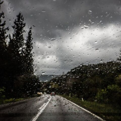 Κακοκαιρία Bora: Μήνυμα του 112 σε Τέμπη και Χαλκιδική - Οι κάτοικοι καλούνται να αποφύγουν τις μετακινήσεις και να ακολουθήσουν τις οδηγίες των αρχών