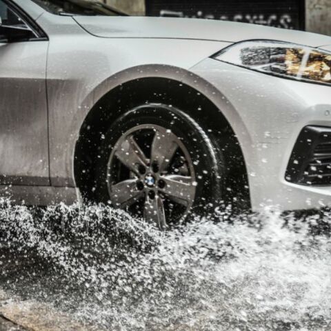 Κακοκαιρία Bora: Παρατείνεται η διάρκειά της - Αναλυτική πρόγνωση για τη Δευτέρα 2 Δεκεμβρίου από το meteo και την ΕΜΥ. 