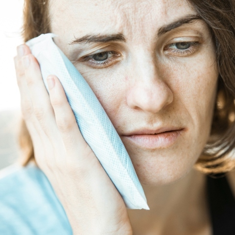 Τα δόντια των καπνιστών και ατμιστών 