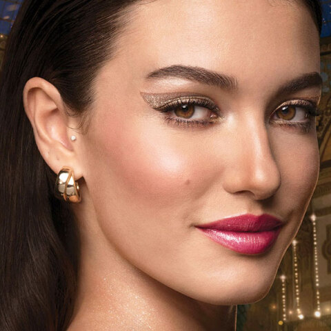 Kiko Milano: Η νέα συλλογή γιορτάζει τη μαγική λάμψει των Χριστουγέννων