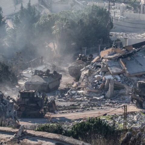 Όλο και πιο εύθραυστη η εκεχειρία μεταξύ Λιβάνου και Ισραήλ - Επιθέσεις του IDF κοντά σε υποδομές της Χεζμπολάχ - Προειδοποιήσεις ΗΠΑ και Γαλλίας