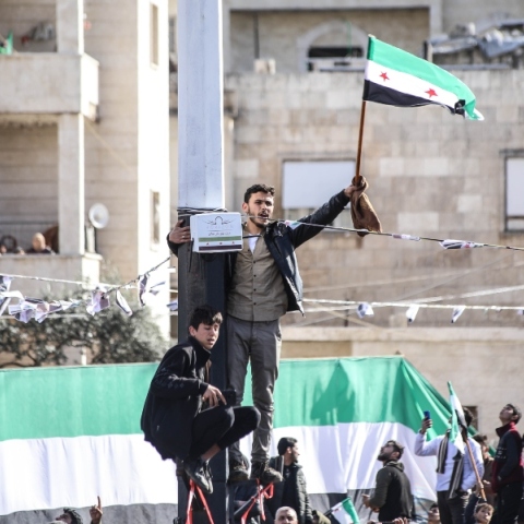 Explainer: τί ακριβώς συμβαίνει ξαφνικά στη Συρία;