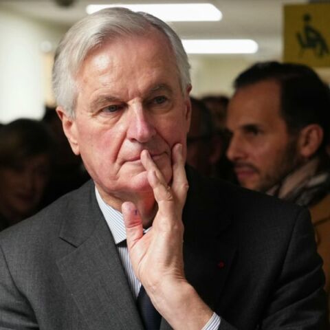 Η στιγμή της αλήθειας για τη Γαλλία: Την Τετάρτη κρίνεται η τύχη της κυβέρνησης