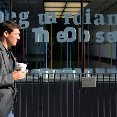 Βρετανία: Απεργία στην εφημερίδα The Guardian κατά της πώλησης της κυριακάτικης έκδοσής της The Observer - Η κινητοποίηση συμπίπτει με την 233η επέτειο 