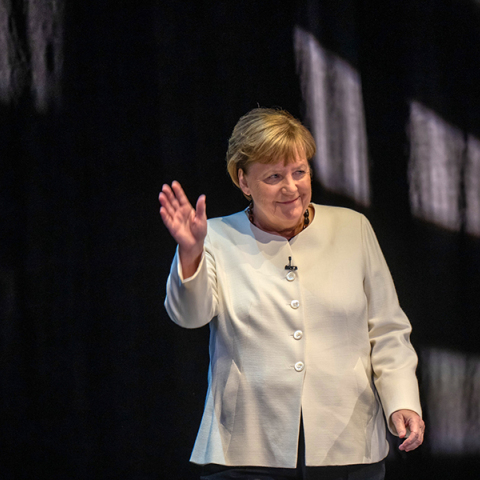 Άνγκελα Μέρκελ: Η συνετή αυτοβιογραφία μιας απολιτίκ διαχειρίστριας κρίσεων