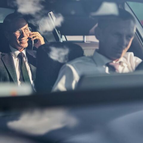 Ελβετία: Η περιουσία των δισεκατομμυριούχων του κόσμου υπερδιπλασιάστηκε σε σχεδόν 10 χρόνια, σύμφωνα με την UBS - Ο ρόλος του τεχνολογικού τομέα.