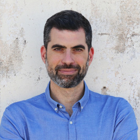 Podcast Πανικοβάλ | Ο Σταύρος Παναγιωτίδης σε μικρές αφηγήσεις για μεγάλες παρεξηγήσεις