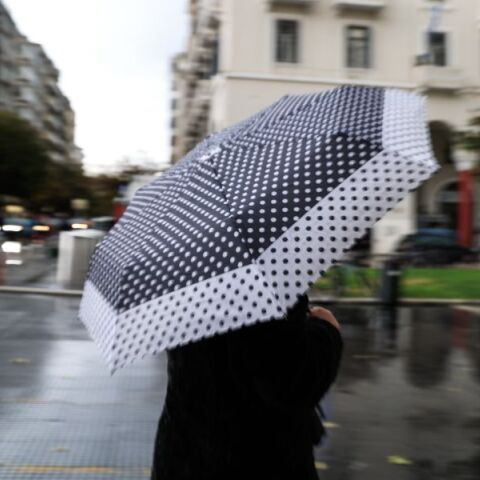 Καιρός: Καταιγίδες, κεραυνοί και χαλάζι σε όλη τη χώρα σήμερα - 8 περιοχές στο στόχαστρο