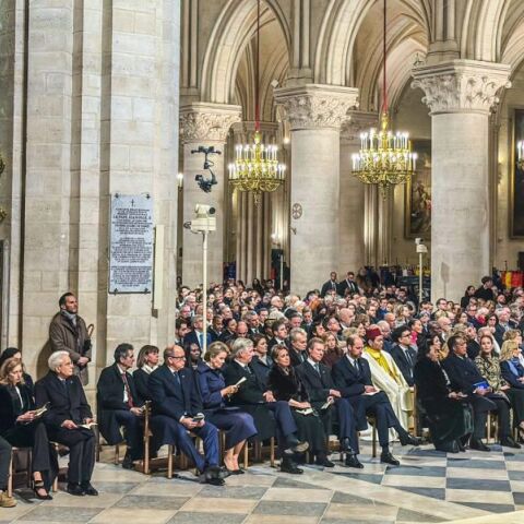 Παναγία των Παρισίων: Η Κατερίνα Σακελλαροπούλου εκπροσώπησε την Ελλάδα στην ιστορική τελετή επαναλειτουργίας της