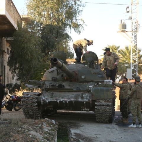 Συρία: Η Δαμασκός στα χέρια των τζιχαντιστών - Άφαντος ο Άσαντ