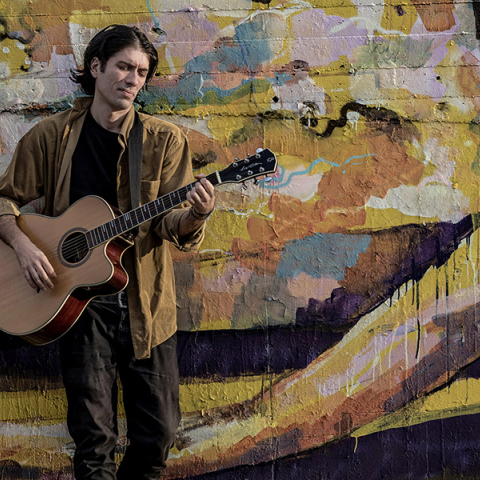 Κερδίστε διπλές προσκλήσεις για την παράσταση «Ο Άγνωστος Πρίγκιπας: Παύλος Σιδηρόπουλος»