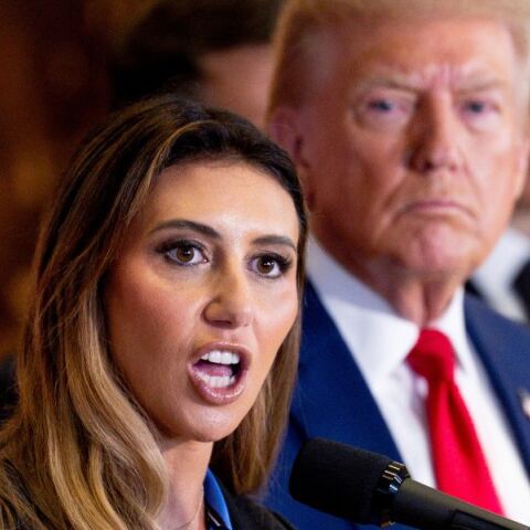 ΗΠΑ: Ο Ντόναλντ Τραμπ θα ονομάσει τη δικηγόρο του Αλίνα Χάμπα σύμβουλο της προεδρίας - Συμμετείχε στην υπεράσπισή του σε διάφορες δίκες