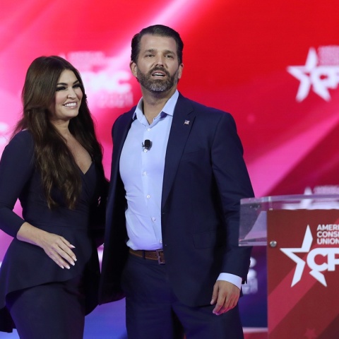 Ο Ντόναλντ Τραμπ Τζούνιορ και η Κίμπερλι Γκίλφοϊλ