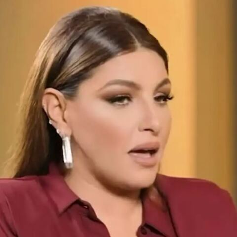 Η Έλενα Παπαρίζου