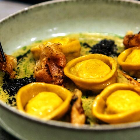 Suma: το ολοκαίνουργιο, τέλειο gastrobar της Καλαμιώτου