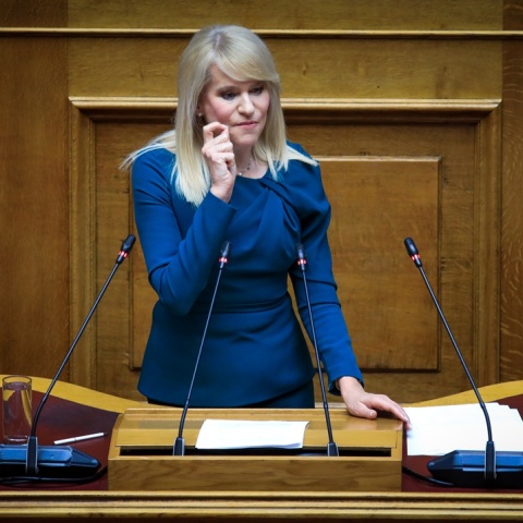 Θεοδώρα Τζάκρη