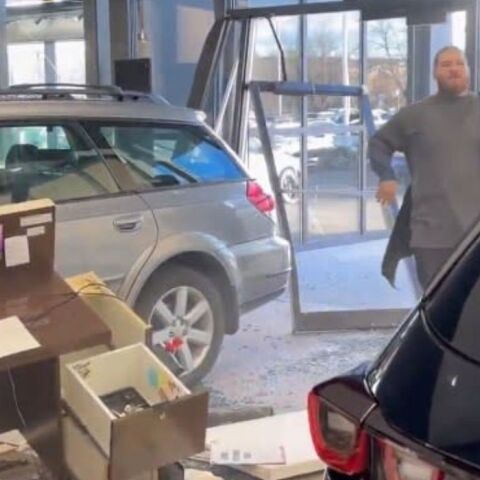 untitled_design_-_2024-12-11t185824_384