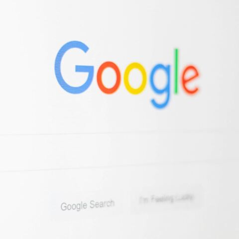 Η Αυστραλία κόντρα σε Google και Meta - Θέλει να τις χρεώνει για για τα Media που αναμεταδίδουν