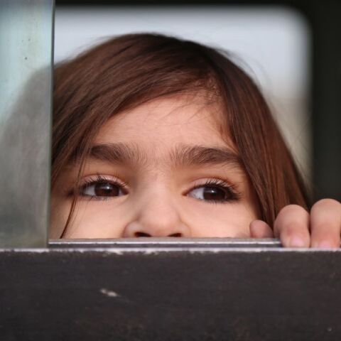 ΕΕ: Ξεκινά επιχείρηση ανθρωπιστικής βοήθειας που προορίζεται για τη Συρία μέσω Τουρκίας - Η Ούρσουλα φον ντερ Λάιεν θα συναντηθεί με τον Ταγίπ Ερντογάν.