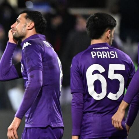 Παίκτες της Φιορεντίνα μετά το 7-0 επί της ΛΑΣΚ