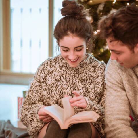 Βιβλία για τις γιορτινές μέρες