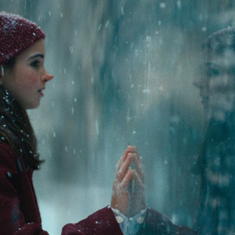 Η χριστουγεννιάτικη καμπάνια της Deutsche Telekom είναι ένα παραμύθι για την ενότητα