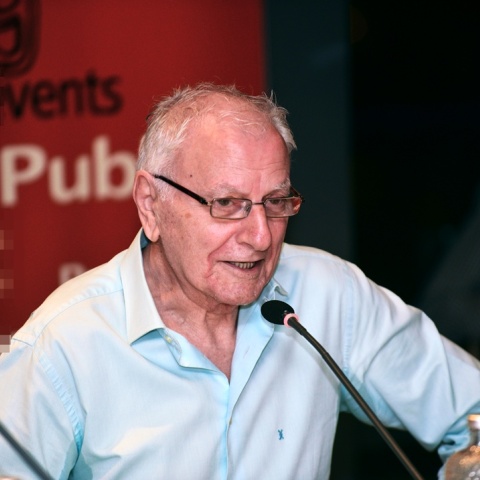 Κώστας Χαρδαβέλλας