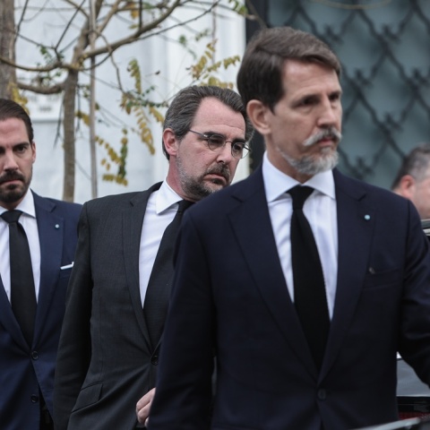 Παύλος, Νικόλαος και Φίλιππος καταθέτουν αίτημα για την ελληνική ιθαγένεια