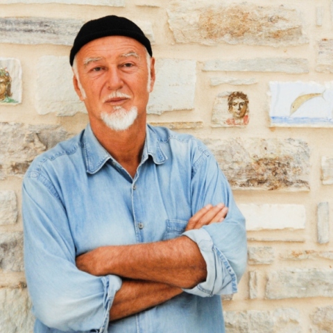 Γιώργος Ζήκας: Ένας updated ρεμπέτης που έφτιαξε τα τραγούδια της παρέας