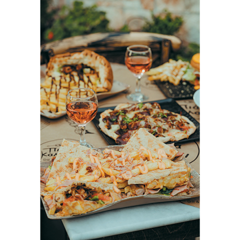 Πιάτσα Καλαμάκι: Το σουβλάκι όπως το ονειρεύτηκες!