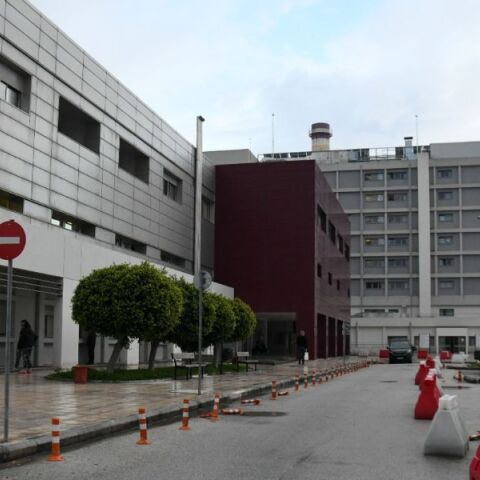 Φωτιά τώρα στο νοσοκομείο «Άγιος Ανδρέας» στην Πάτρα