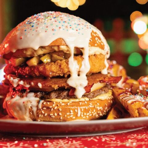 Πού θα βρεις το πιο χριστουγεννιάτικο burger της πόλης;