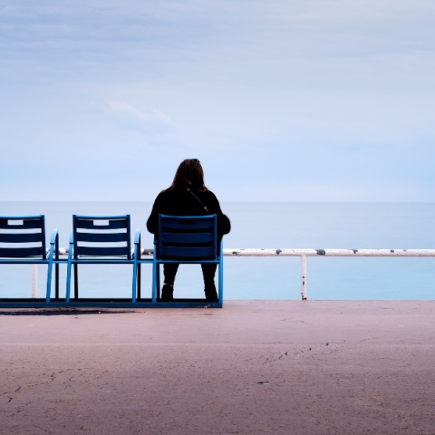 Έχουμε σήμερα λιγότερους φίλους από ό,τι το 1990;
