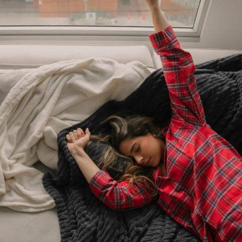 Χριστουγεννιάτικες πιτζάμες: Τα σχέδια που ξεχωρίσαμε στην αγορά