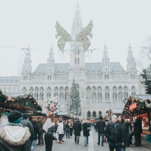 Πόσο κοστίζουν οι διακοπές των Χριστουγέννων 