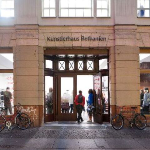 ΕΜΣΤ: Ανοιχτή πρόσκληση σε καλλιτέχνες και καλλιτέχνιδες για να συμμετάσχουν στο Künstlerhaus Bethanien