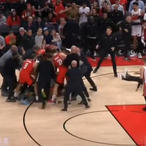 NBA: Χαμός στο Χιούστον, μπουνιές και έξι αποβολές στον αγώνα των Ρόκετς με τους Χιτ