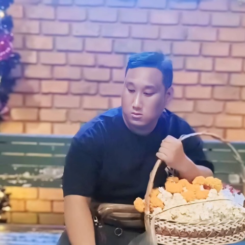 Νεκρός 21χρονος στην Ταϊλάνδη που ήπιε ένα μπουκάλι ουίσκι για να κερδίσει χρήματα 