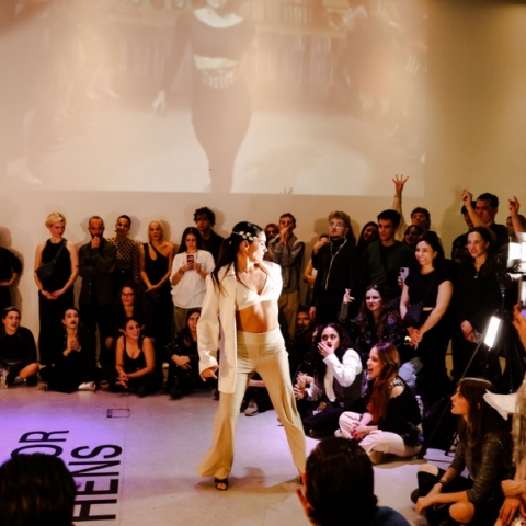 Στις 11 και 12 Ιανουαρίου 2025, η Αθήνα θα γίνει το επίκεντρο του παγκόσμιου χορευτικού χάρτη με το Follow the Waack, ένα φεστιβάλ αφιερωμένο αποκλειστικά στο waacking.