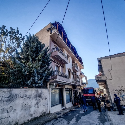 Φωτιά σε ξενοδοχείο στην Καλαμπάκα