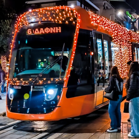 Στολισμένο με φωτάκια τραμ