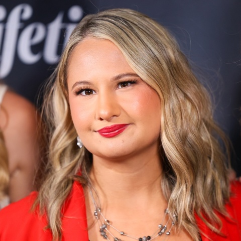 Η Τζίπσι - Ρόουζ Μπλάνκαρντ έγινε μητέρα έναν χρόνο μετά την αποφυλάκισή της