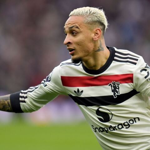 Ολυμπιακός: Διαψεύδει τα σενάρια για Άντονι - Επιμένουν τα βρετανικά ΜΜΕ αλλά οι Πειραιώτες ήταν ξεκάθαροι